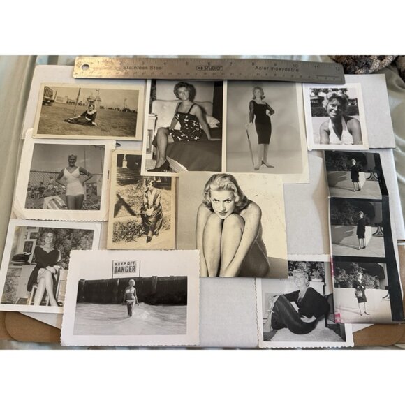 Lot of Vintage Amateur Woman Model Photos, Bikini, Dress Up, Highheels, B&W Pics - Picture 2 of 9